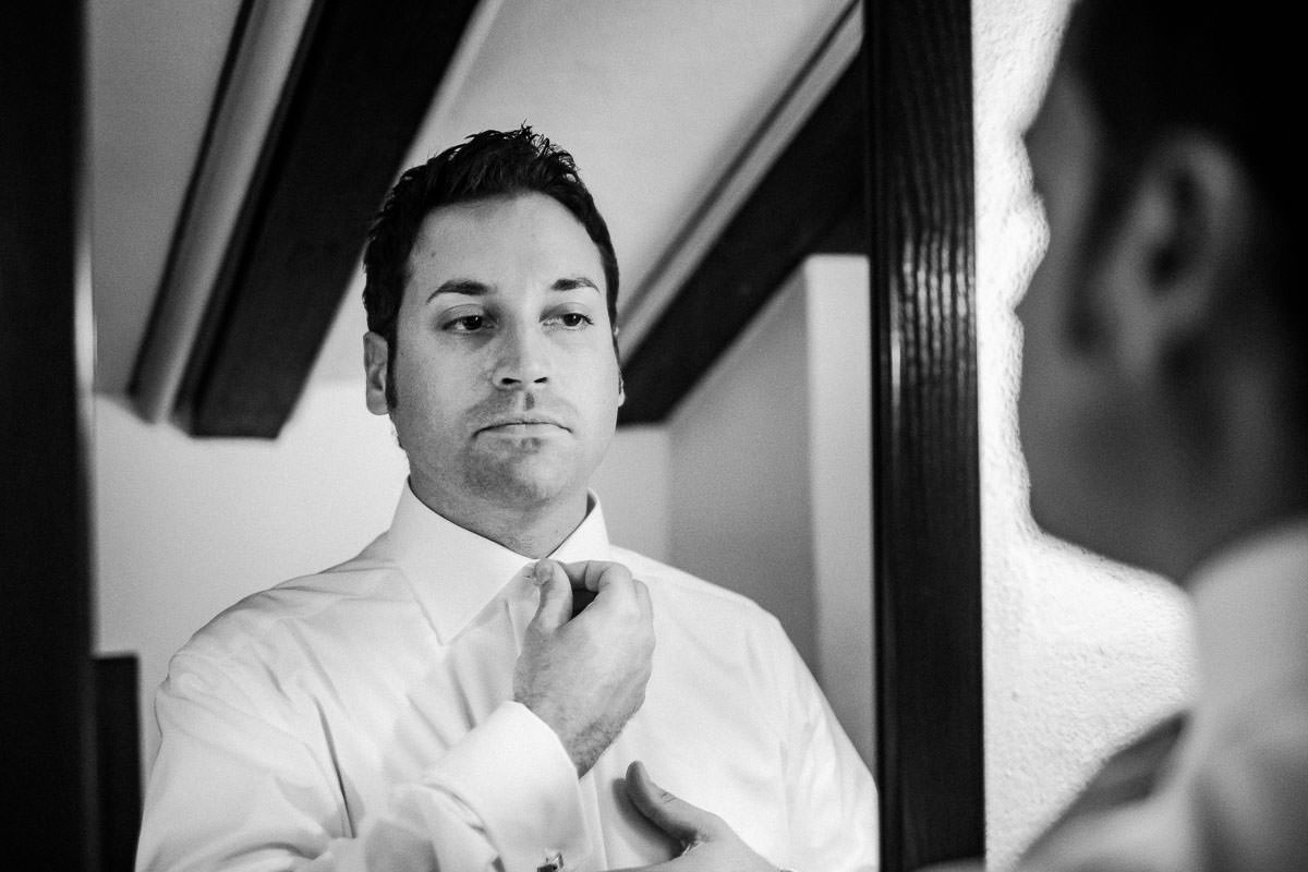 Hochzeit Burg Hornberg getting ready Bräutigam