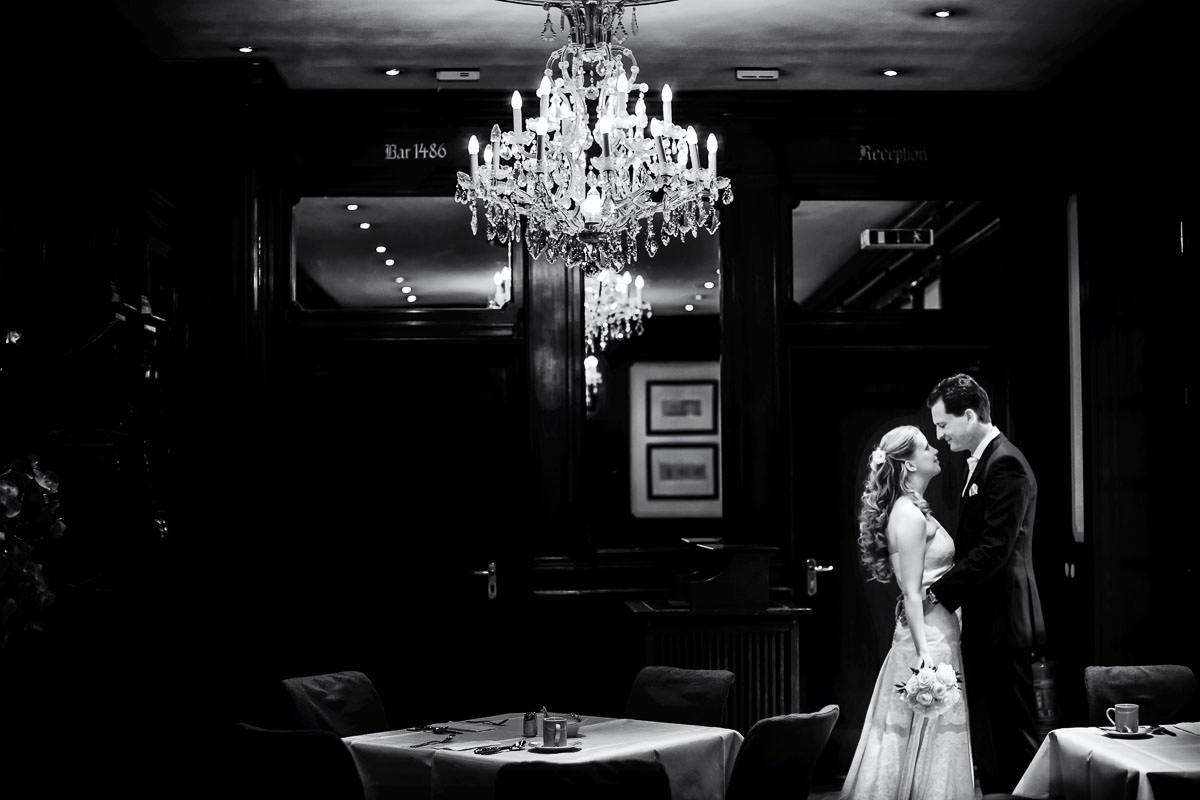 Hochzeitsfotos in Wiesbaden im Radisson Blu Schwarzer Bock Hotel