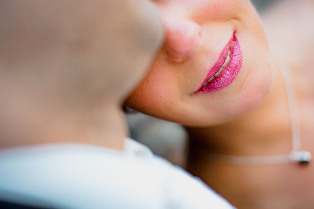 Hochzeit Bingen am Rhein Detail Lippen der Braut
