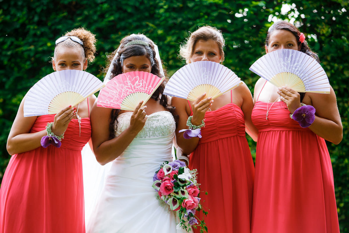 Hochzeitsbild mit Fächer im Luisenpark Mannheim