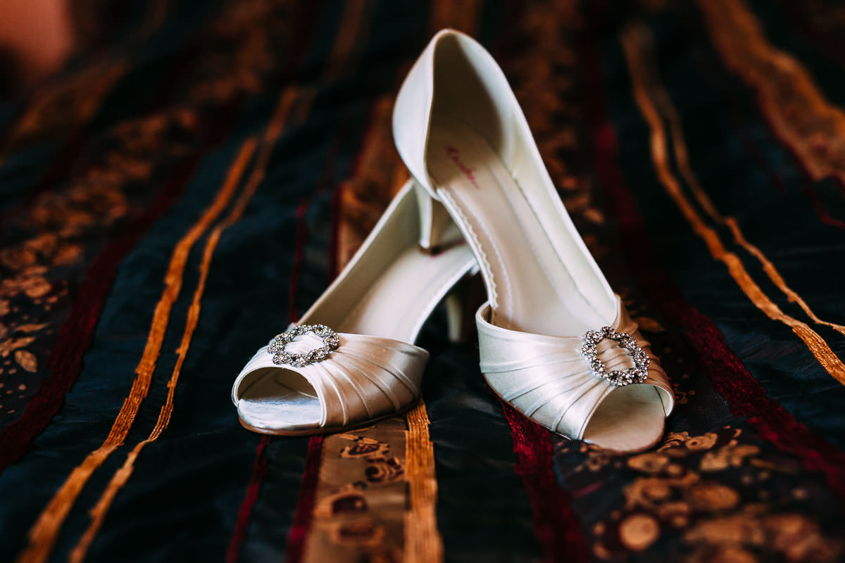 Brautschuhe für Hochzeit in der Haldmühle