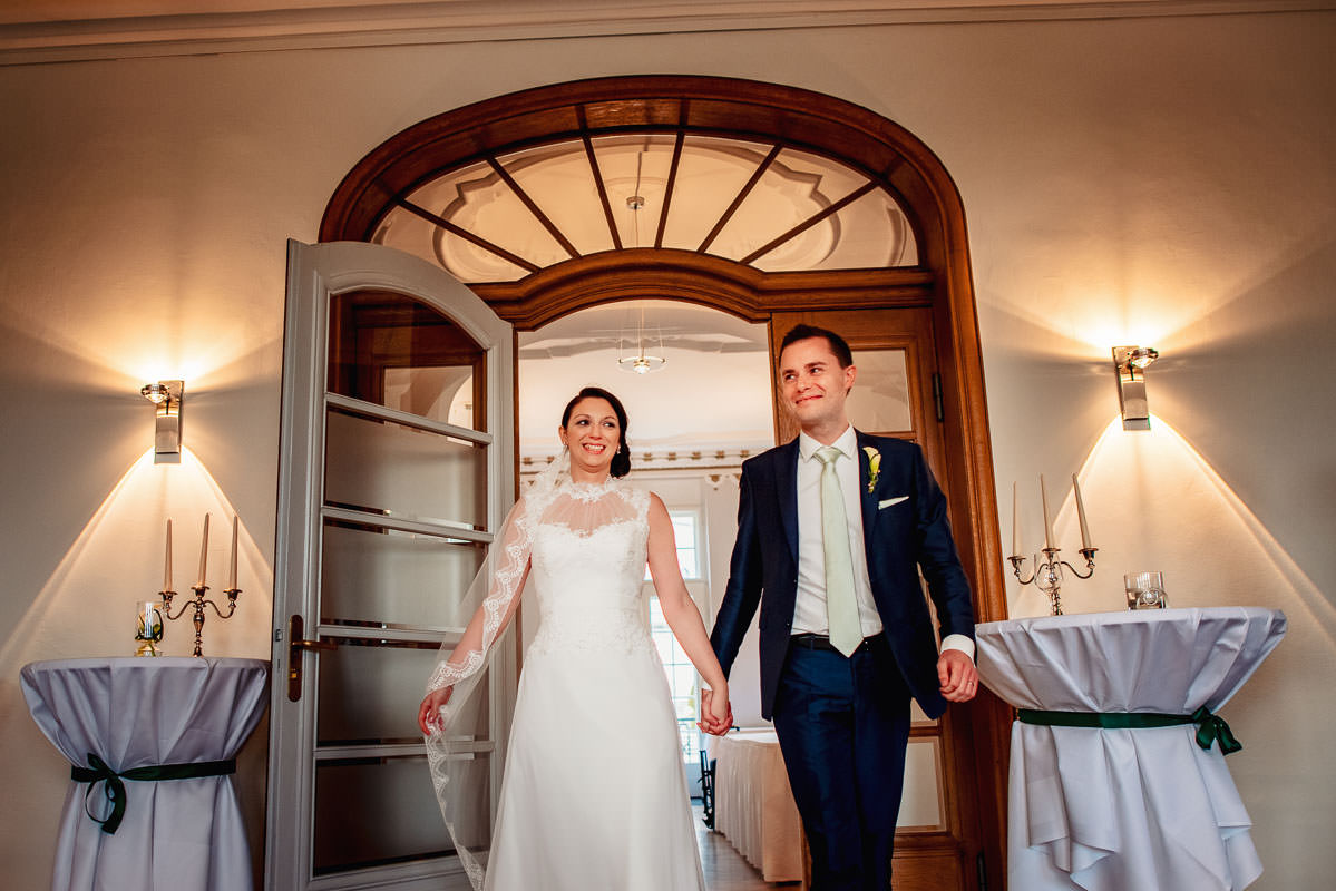 Hochzeitsreportage im Kaminzimmer im Schloss Wackerbarth