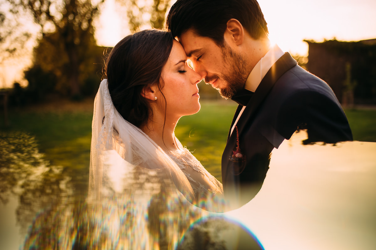 Hochzeit Fotograf Grenzhof Heidelberg Brautpaarportrait kreativ