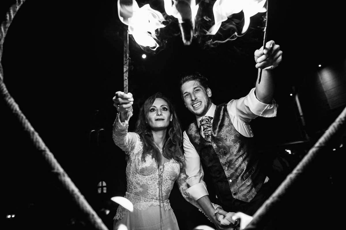 Hochzeitsreportage Burg Schwarzenstein Feuershow