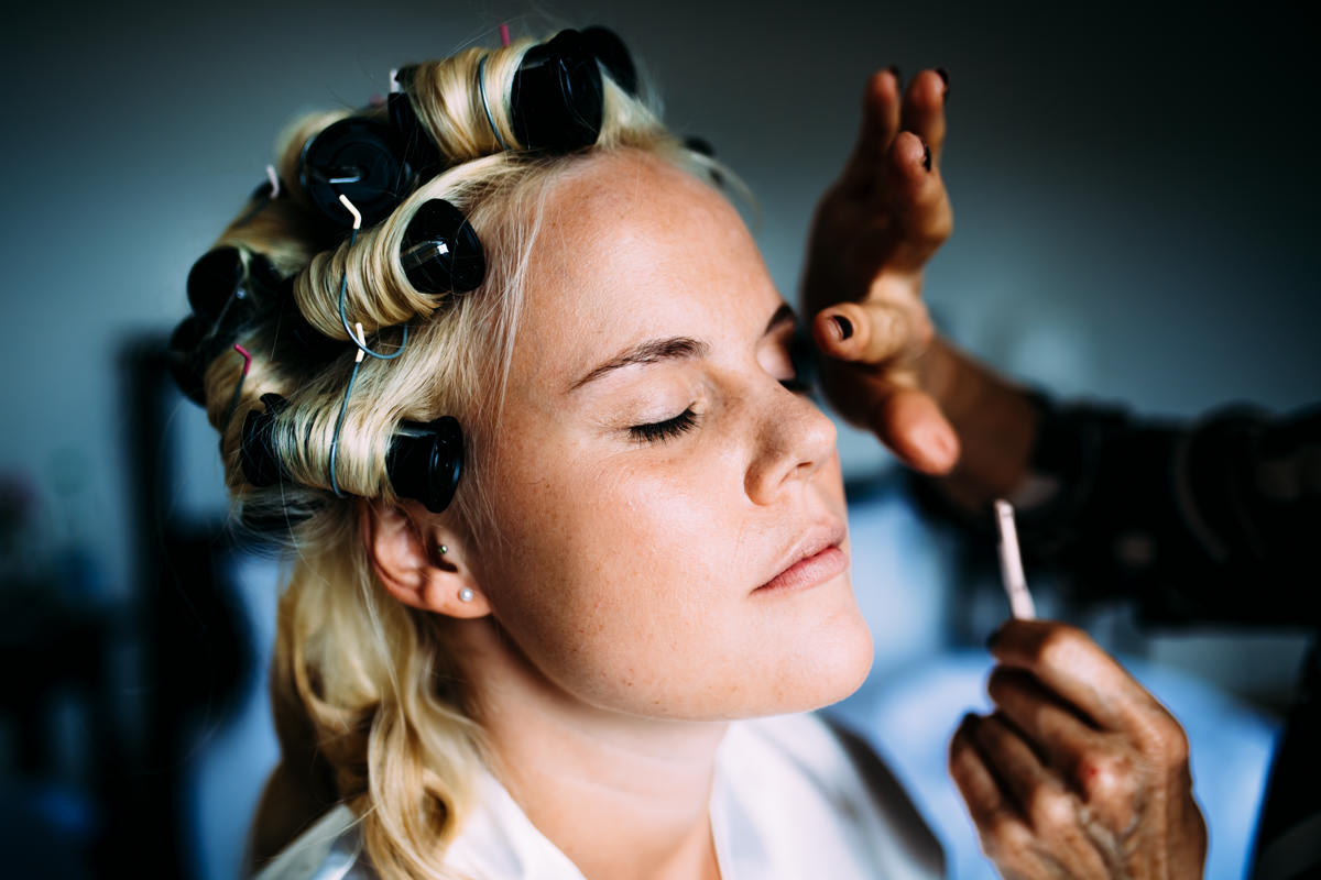 Hochzeit Rotes Schloss Brautvorbereitung Landhaussuite 