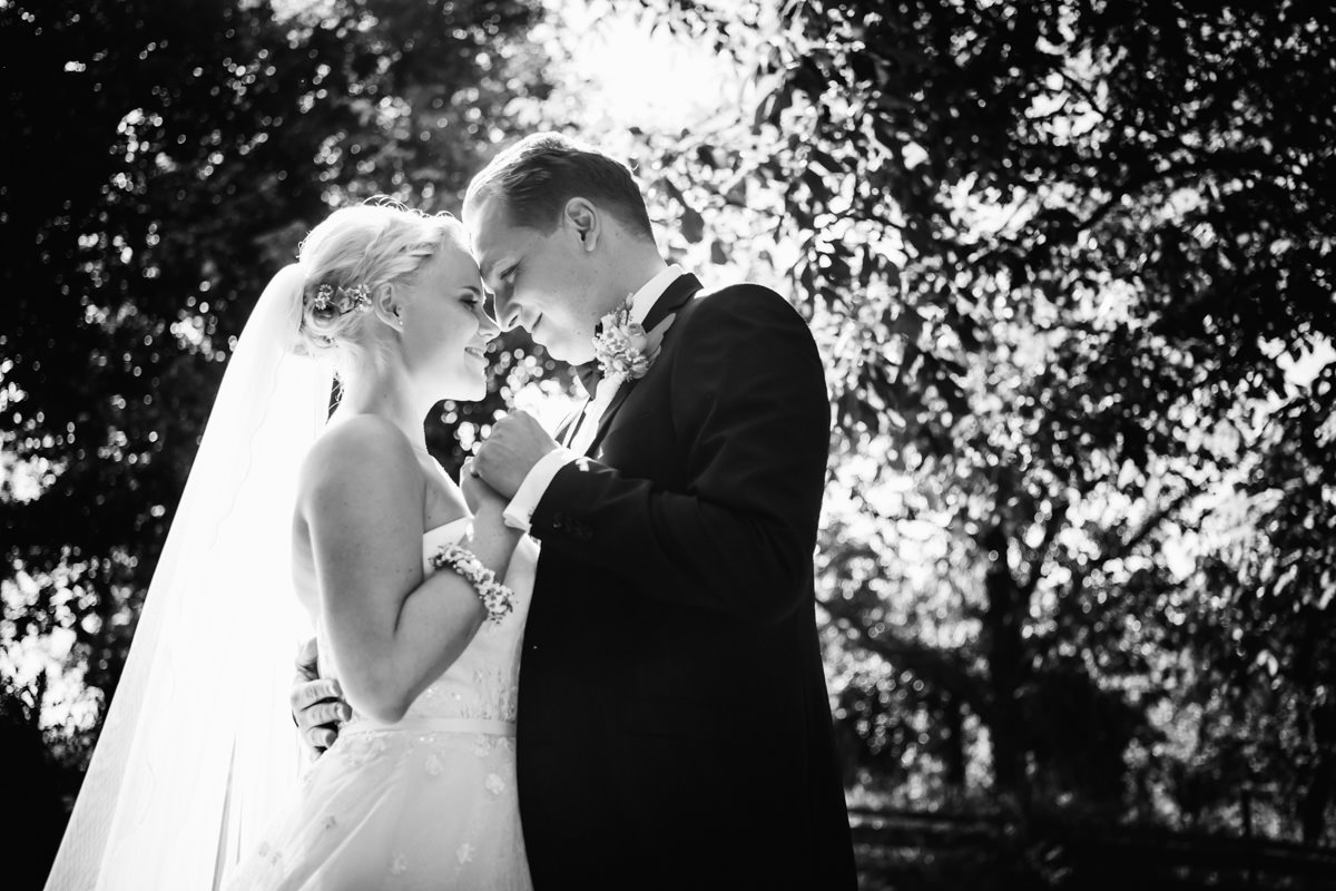 Hochzeit Fotograf Halsberg Brautpaarportraits
