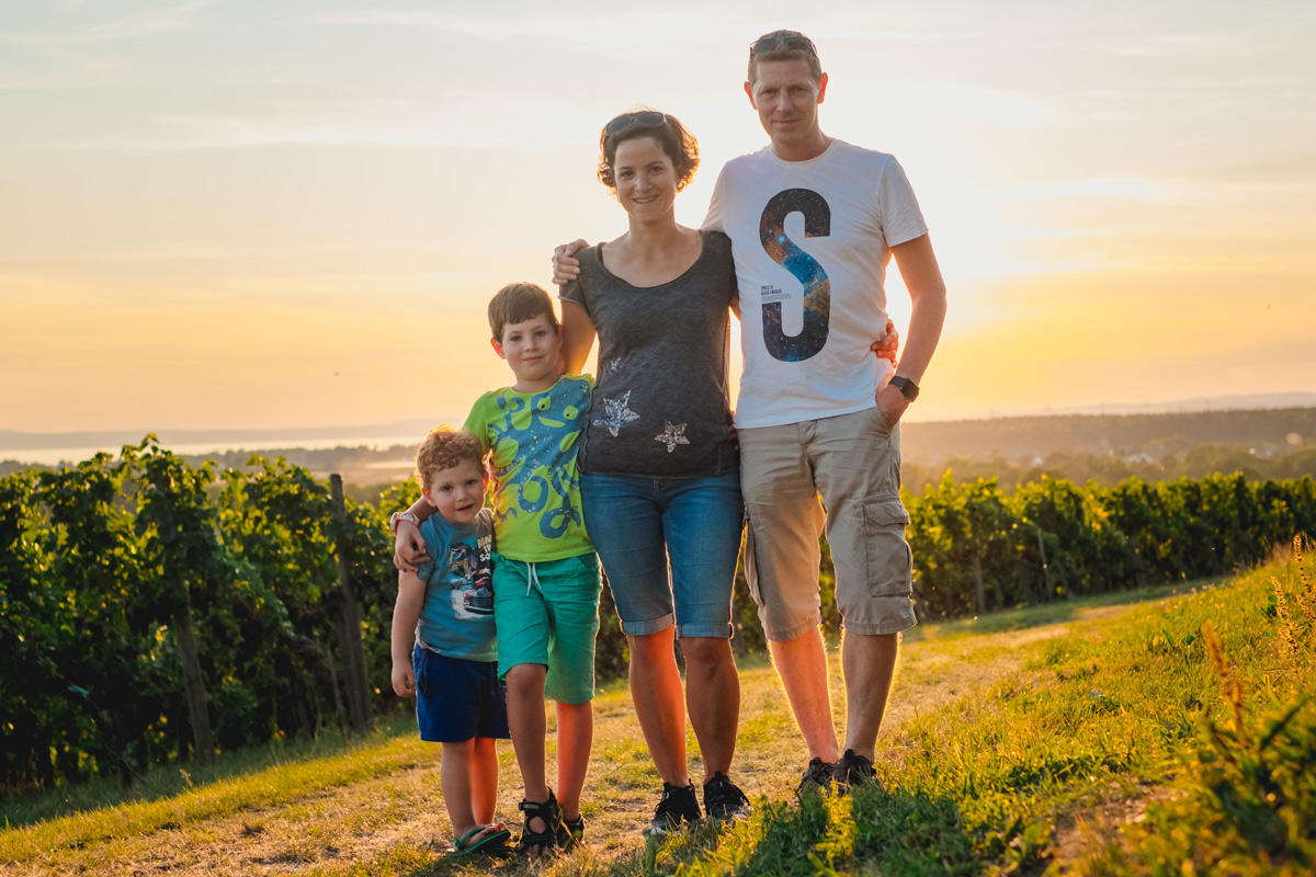 Familienbild vom Hochzeitsfotografen Frankfurt