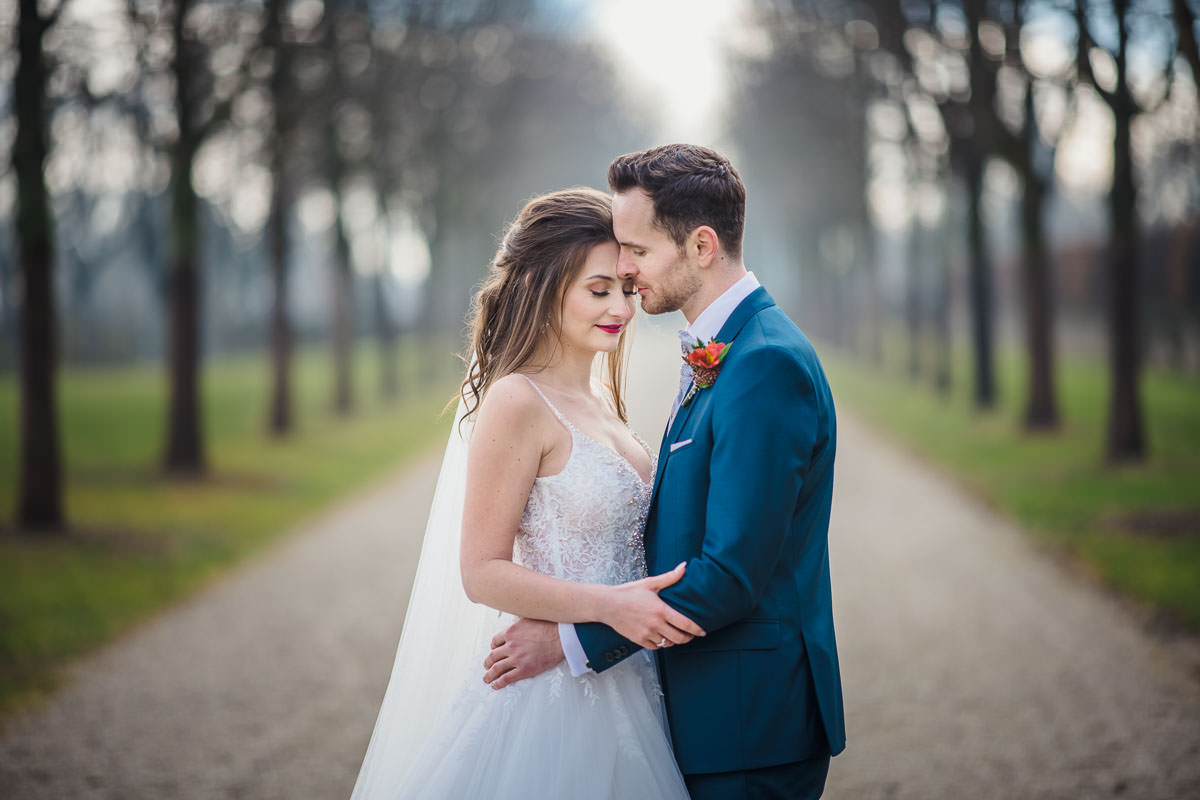 Hochzeitsfotos im Winter im Garten Schloss Ludwigsburg