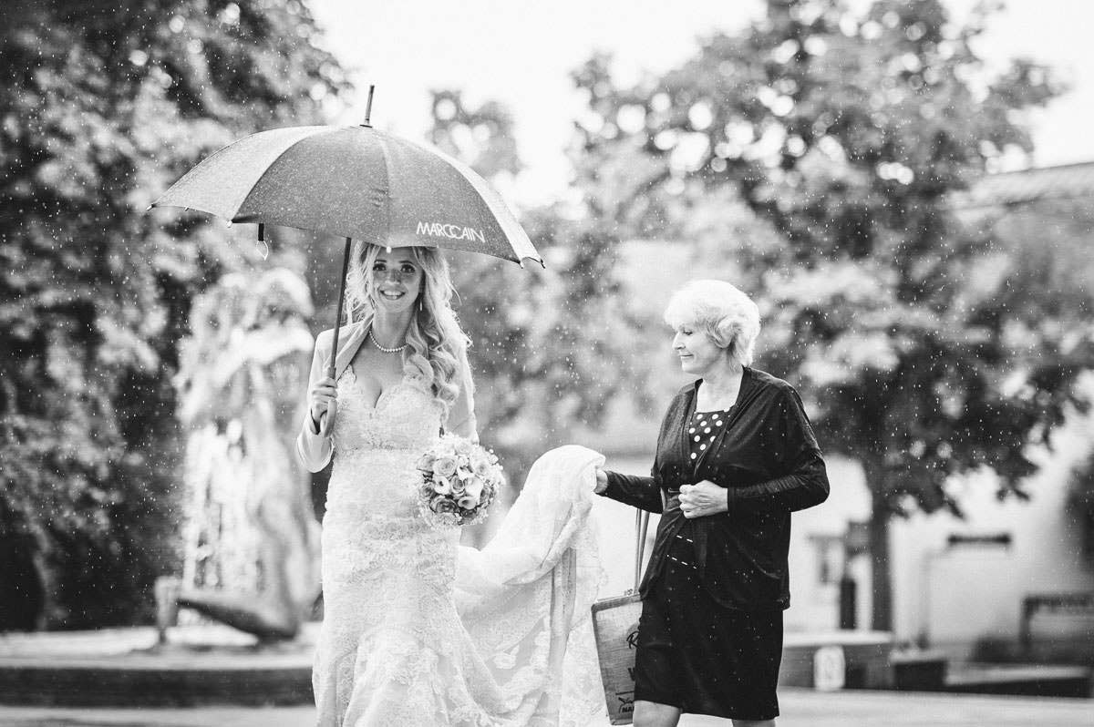 Hochzeit bei Regen