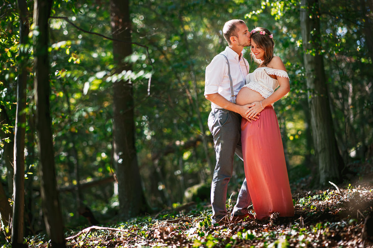 moderne Babybauchfotografie