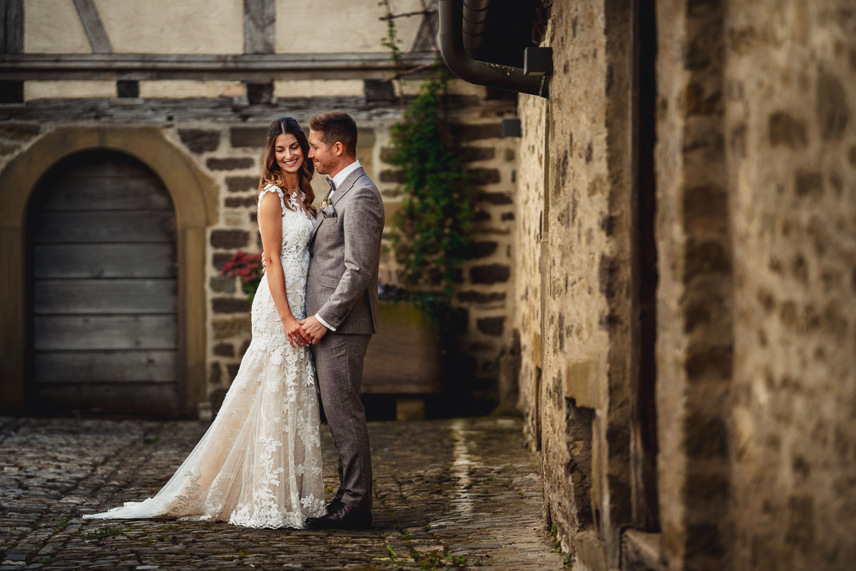 35+ Hochzeit Zu Hause Im Garten, Die private atmosphäre, die