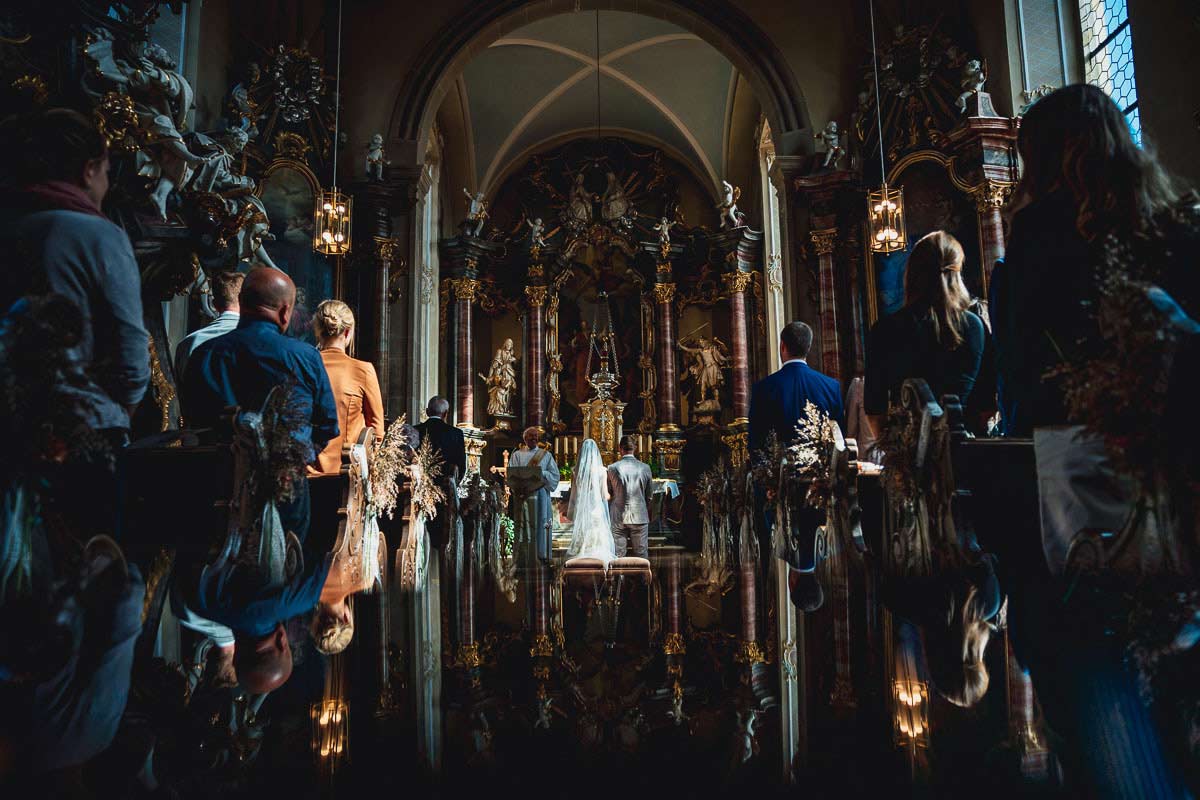Trauung Kirche bei einer Hochzeit zu Hause 