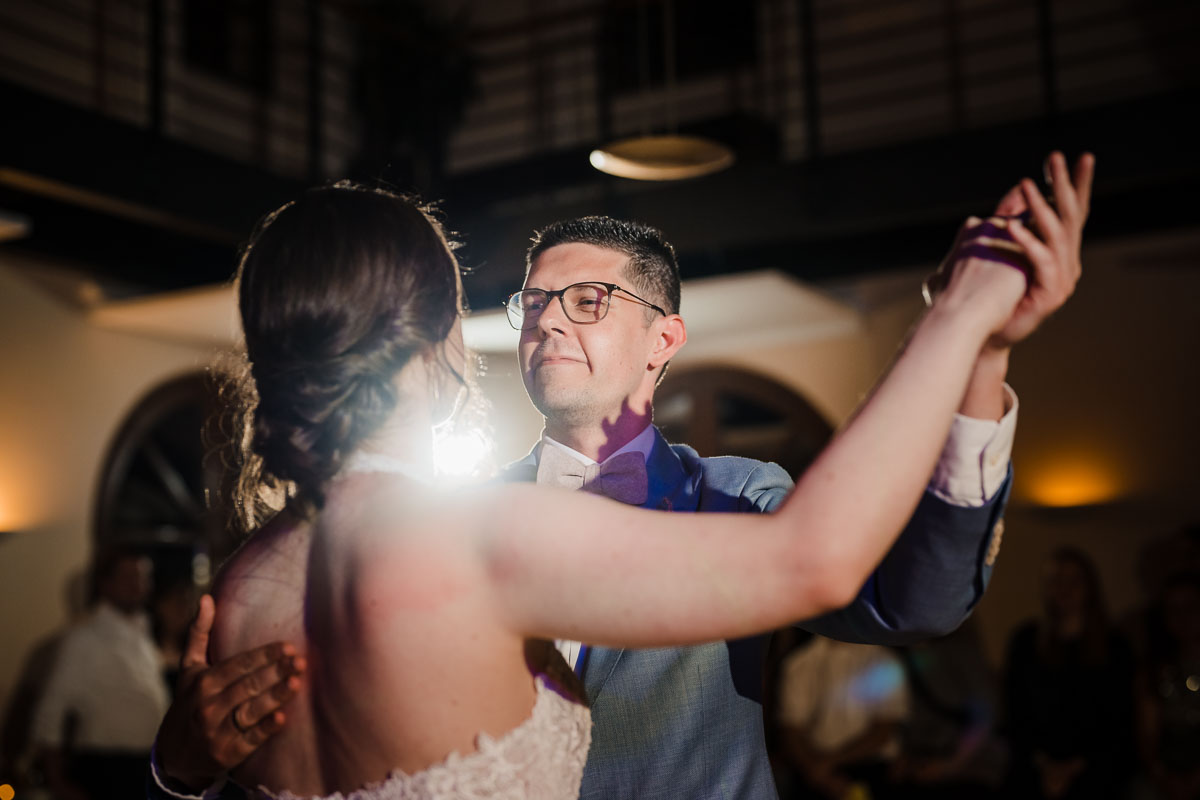 Hochzeitstanz im Weingut Mussler