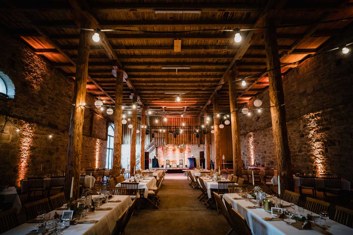 Scheune für Hochzeiten im Gut Kragenhof