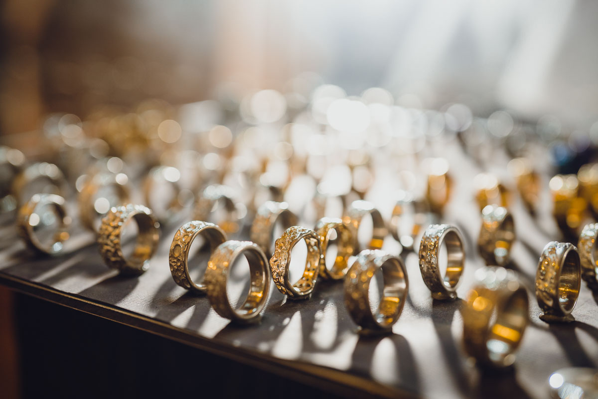 Hochzeit auf Probe Eheringe