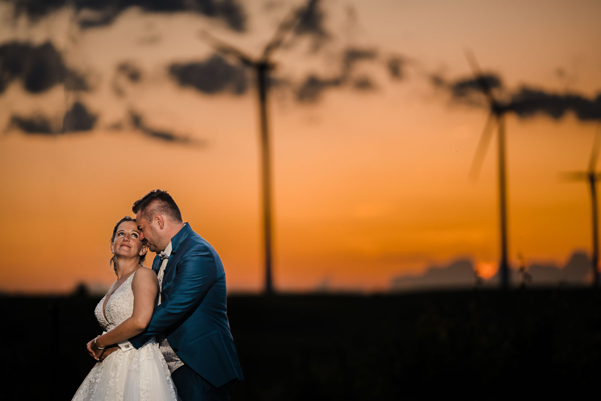 Hochzeitsfotos bei Sonnenuntergang im Weinkastell Kloppberg in Dittelsheim Heßloch, Stöckbauers Weinkastell