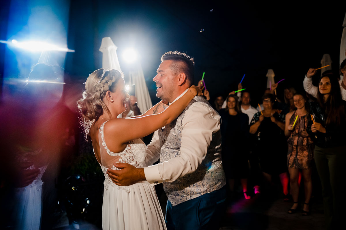 Hochzeitstanz im Weinkastell Kloppberg in Dittelsheim Heßloch, Stöckbauers Weinkastell