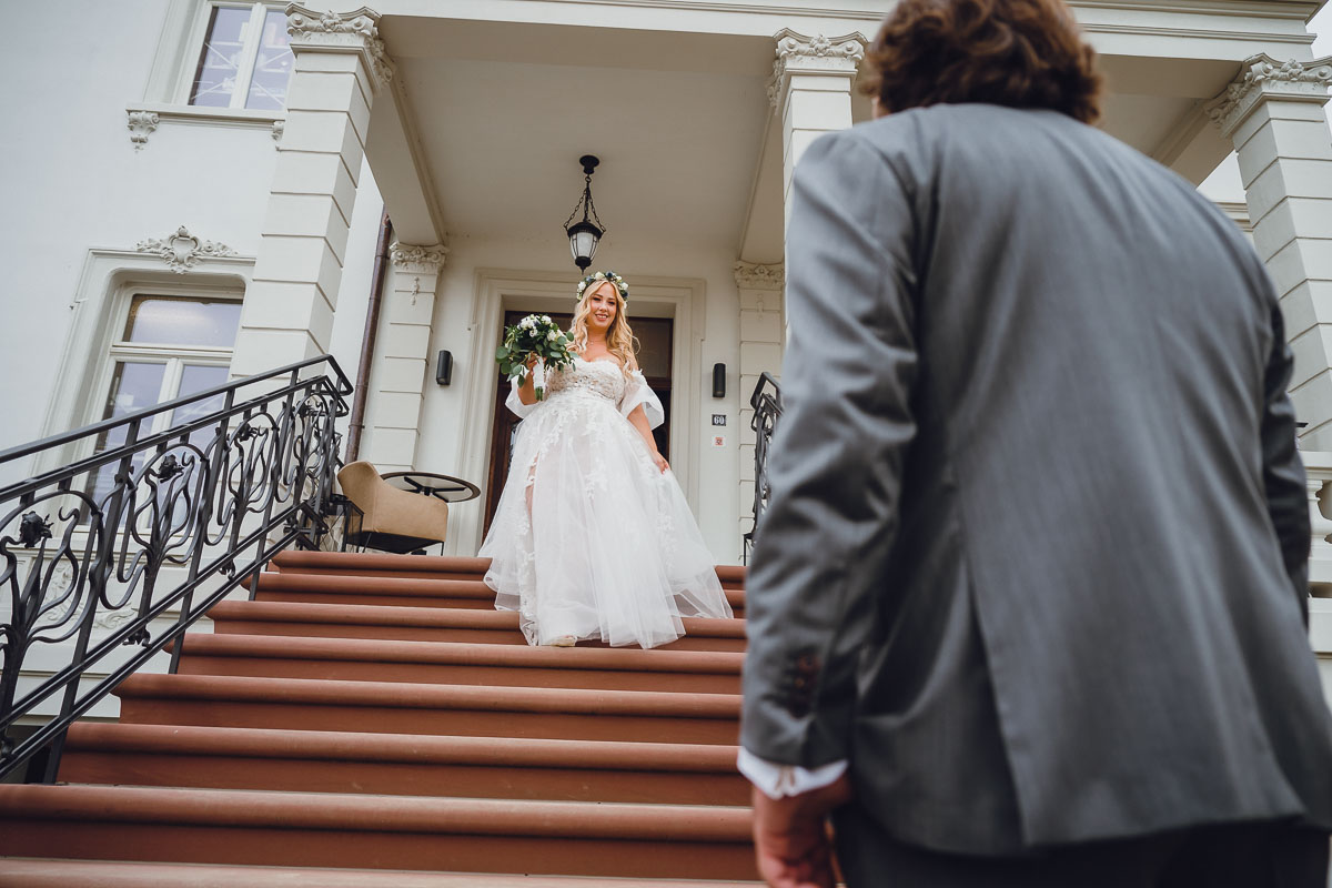 First Look Villa Raab