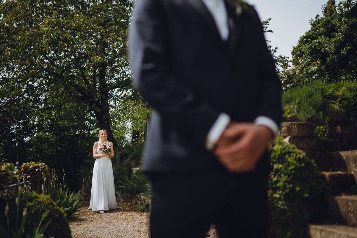 First Look für eine Hochzeit im Landgut Steng