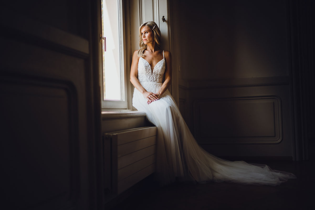 Brautfoto in den Innenräumen der Villa Raczynski