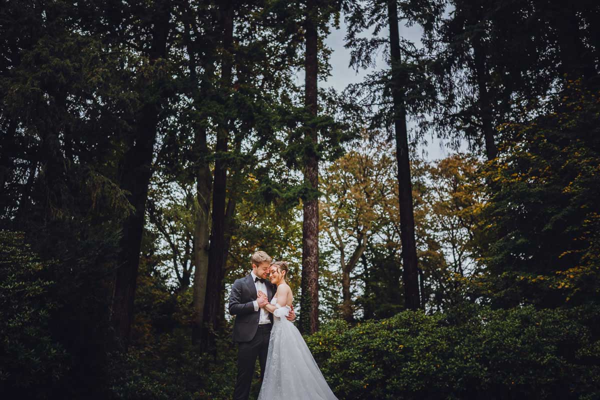 Hochzeitsfotos im Schlosspark vom Schlosshotel Kronberg