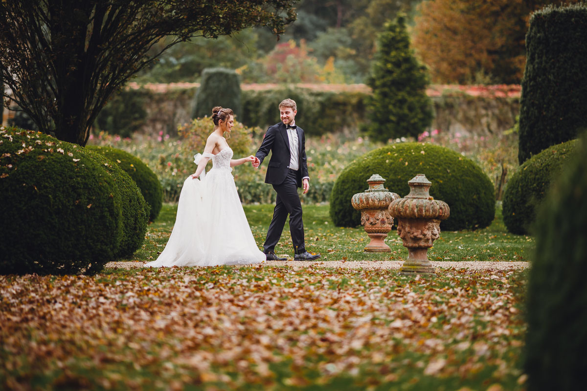 Hochzeitsfotos im Schlosspark im Rosengarten vom Schlosshotel Kronberg