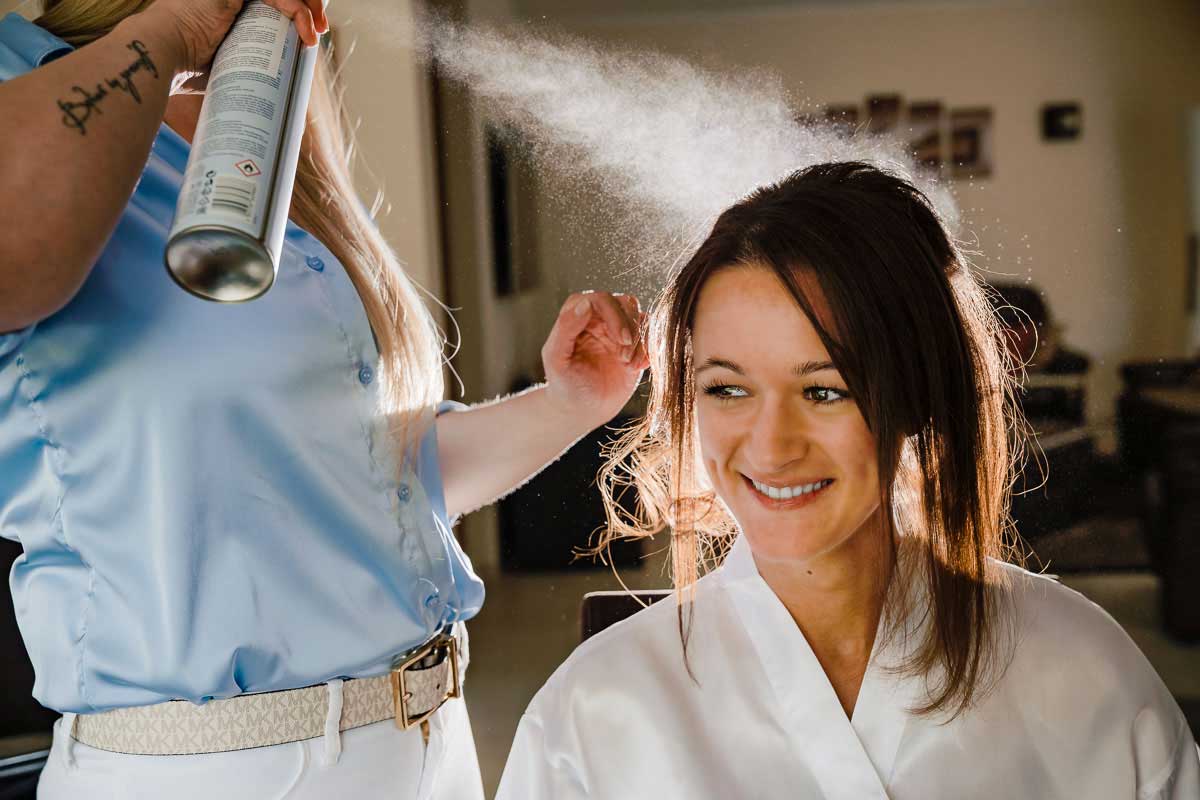 Brautstyling für eine Hochzeit Burg Wegberg