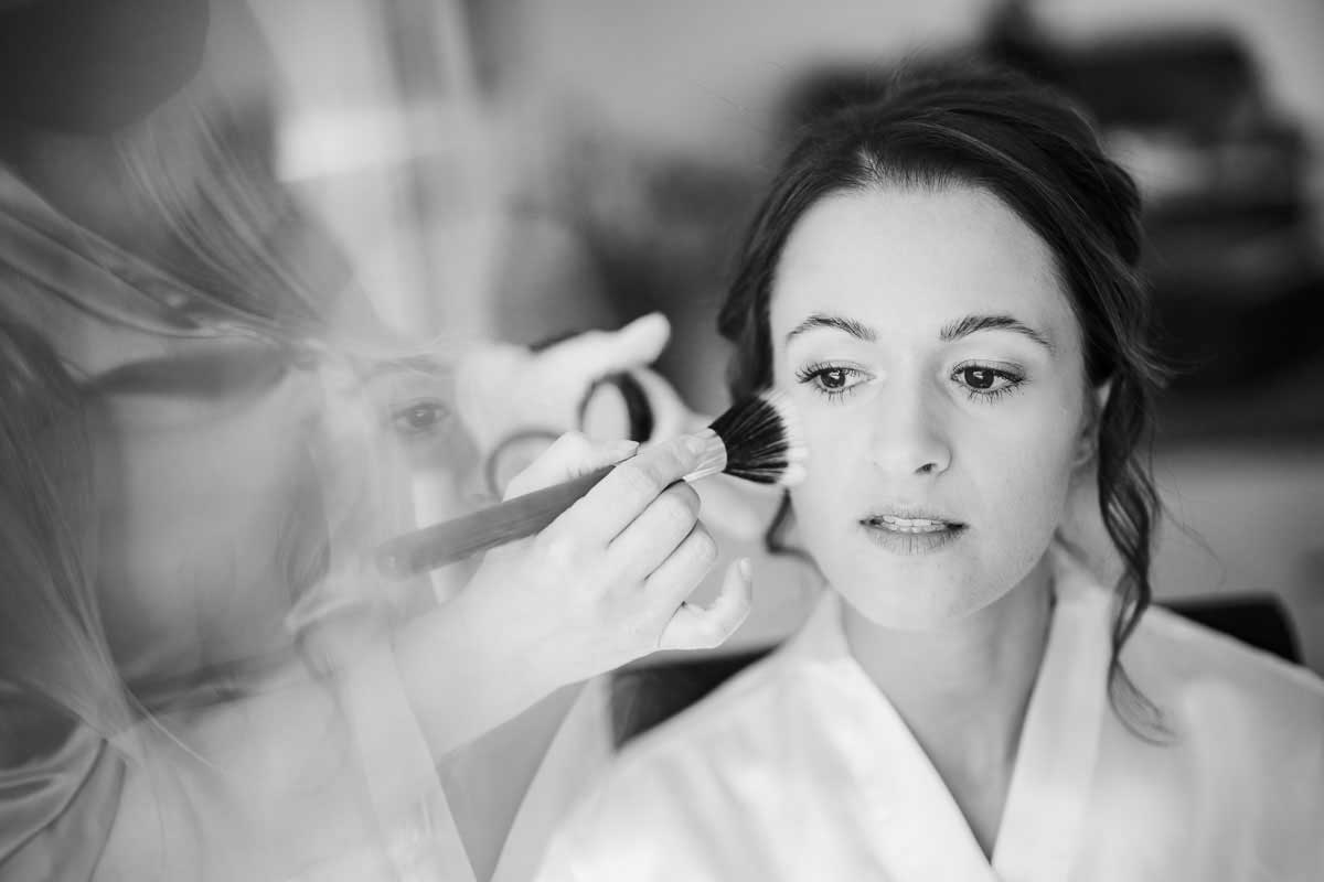 schminken der Braut für eine Hochzeit Burg Wegberg