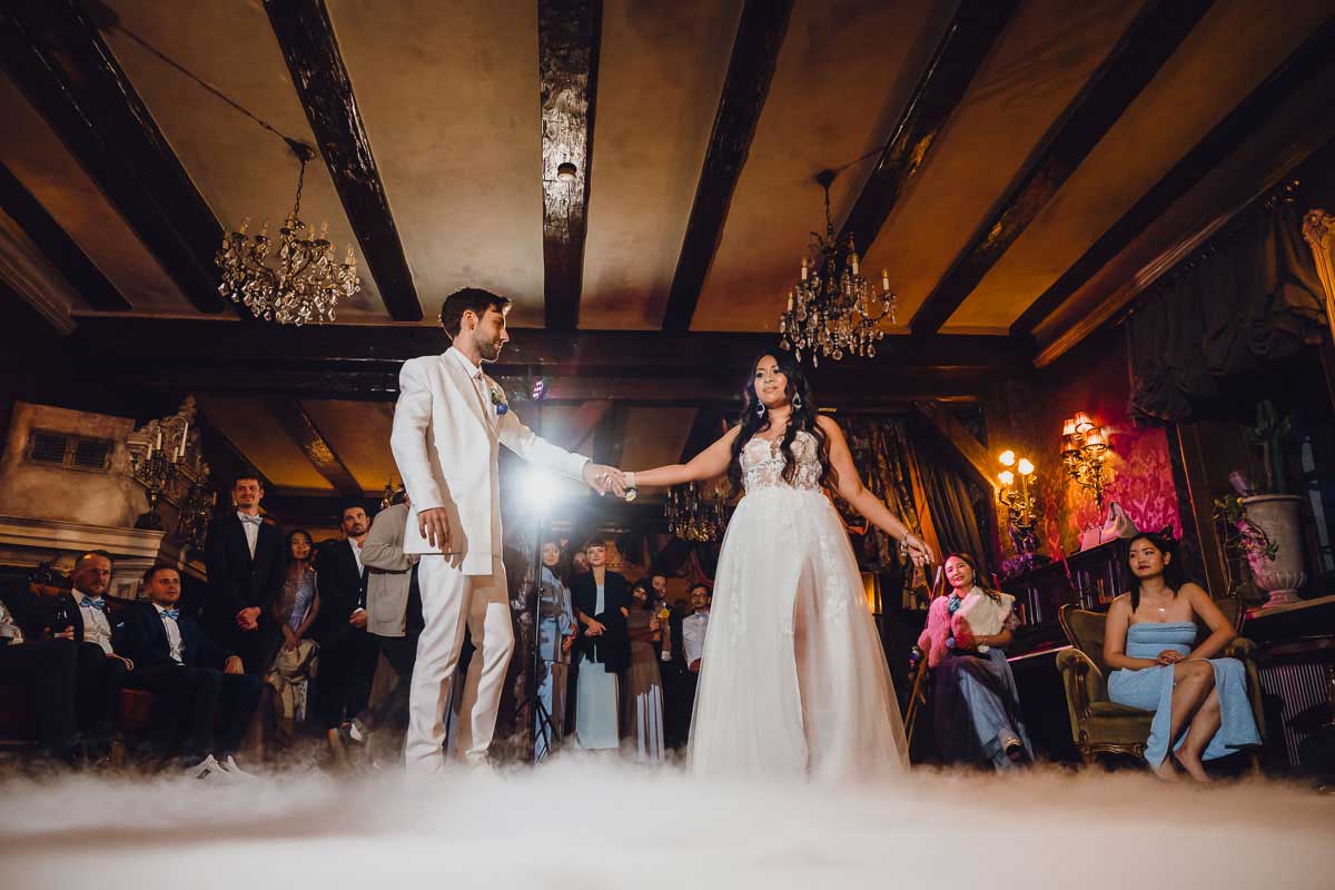 Hochzeitstanz bei einer Hochzeit im Schloss Oberndorf