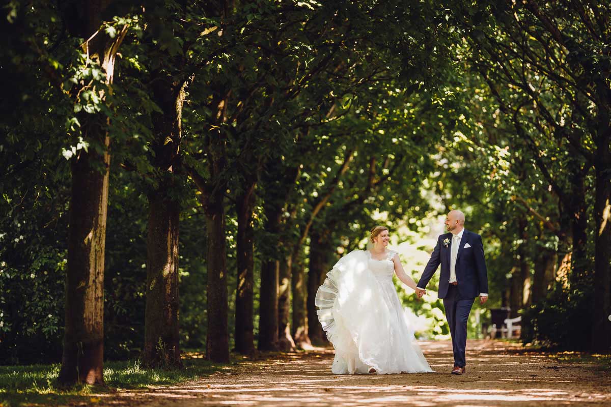 Hochzeitsfoto Brautpaar im Schlosspark Biebricher Schloss