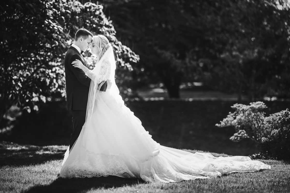 Hochzeitsfotos Brautpaar im Brenners Park Hotel in Baden Baden