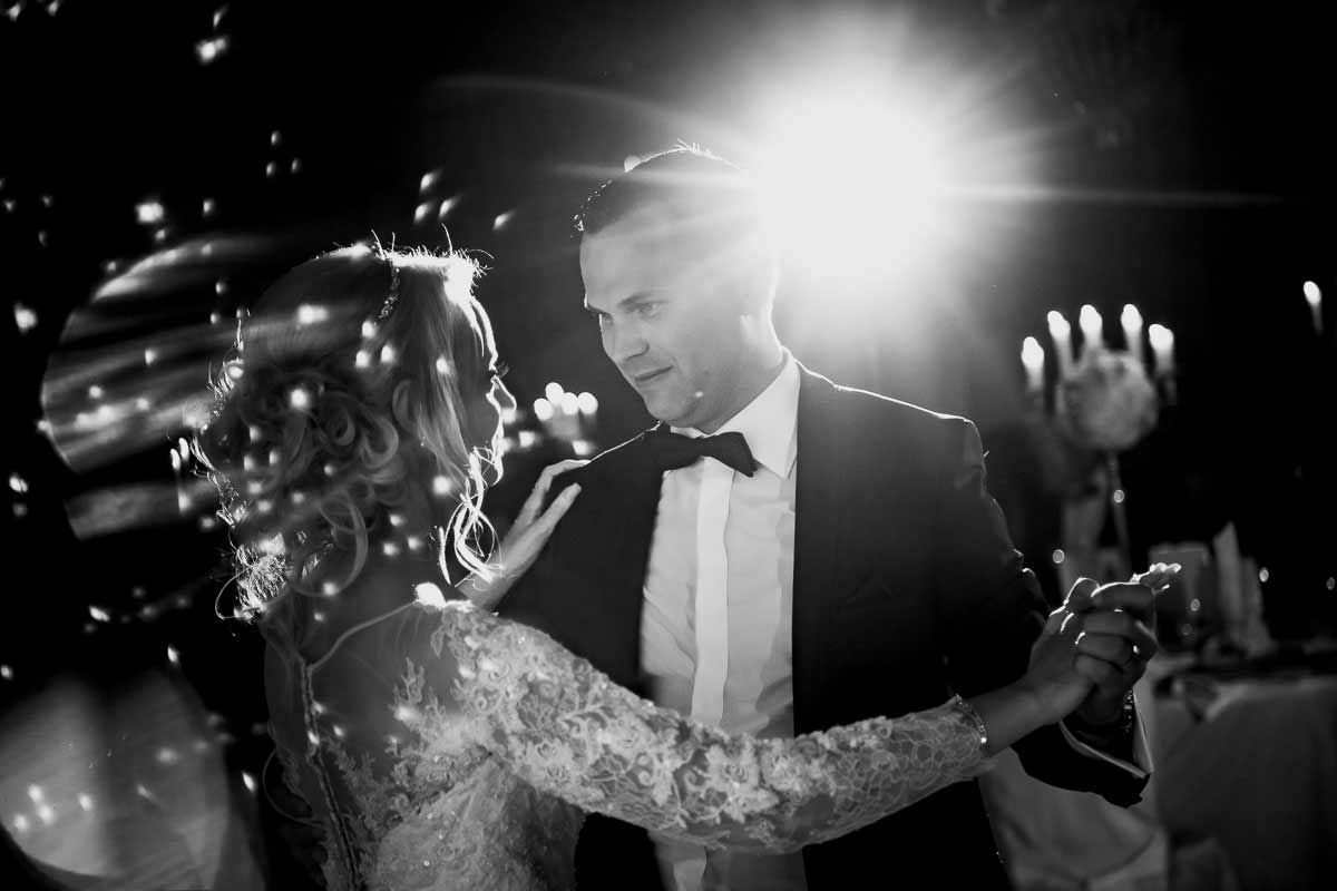 Eröffnungstanz bei einer Hochzeitsfeier im Brenners Park Hotel