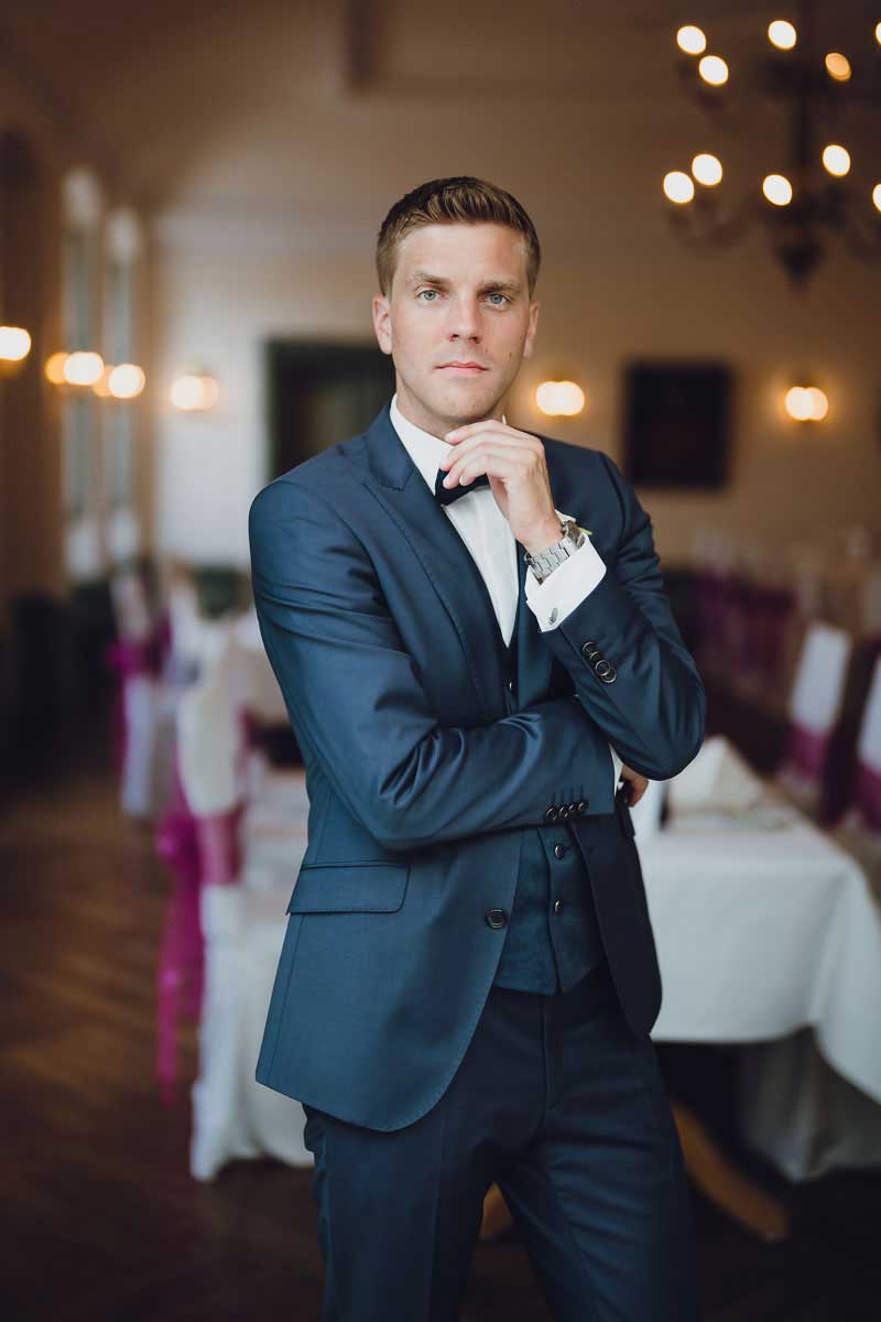 Bräutigam im Schloss Vollrads