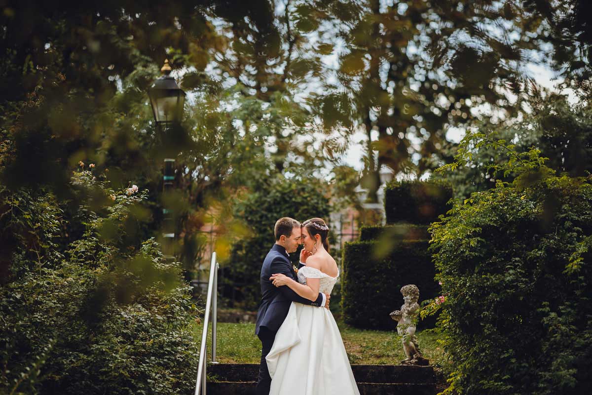 Hochzeitsfotos einer Braut fotografiert in Angelbachtal im Schloss Michelfeld