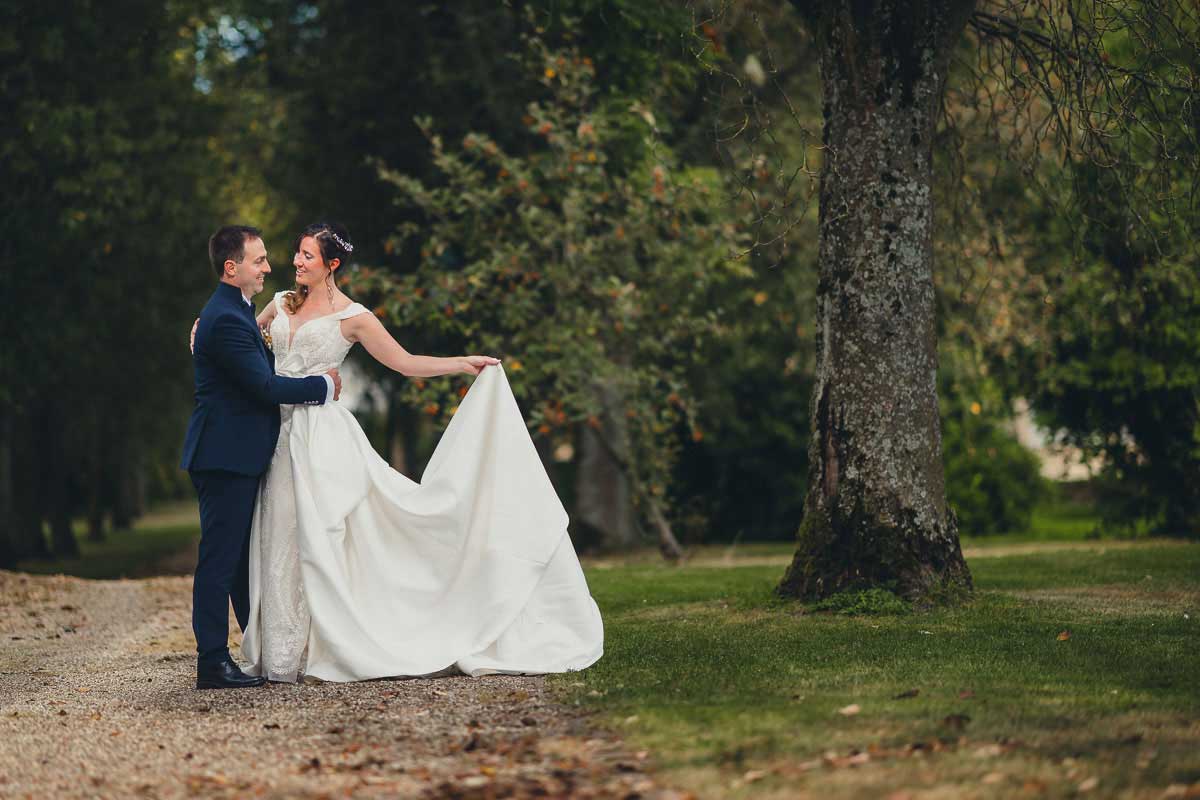 Hochzeitsfotos Brautpaar im Schloss Michelfeld