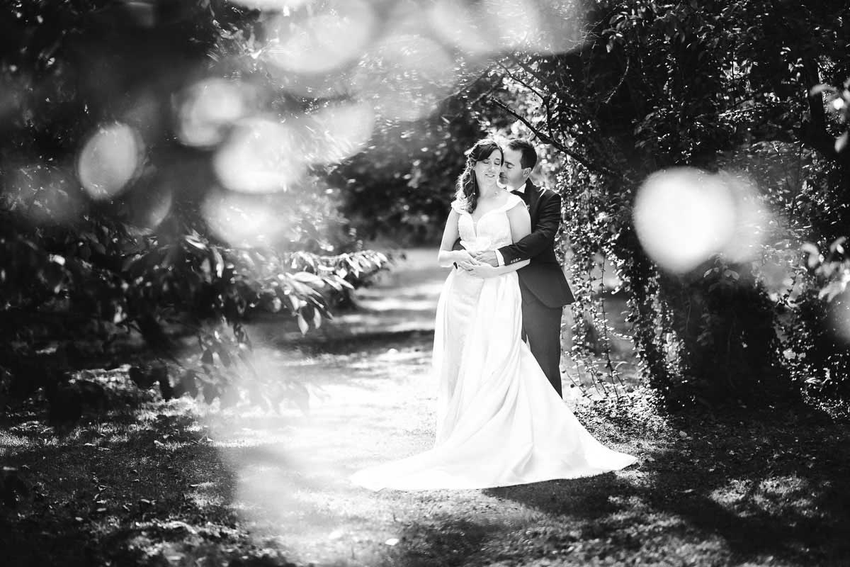 Hochzeitsfotos Brautpaar im Schloss Michelfeld