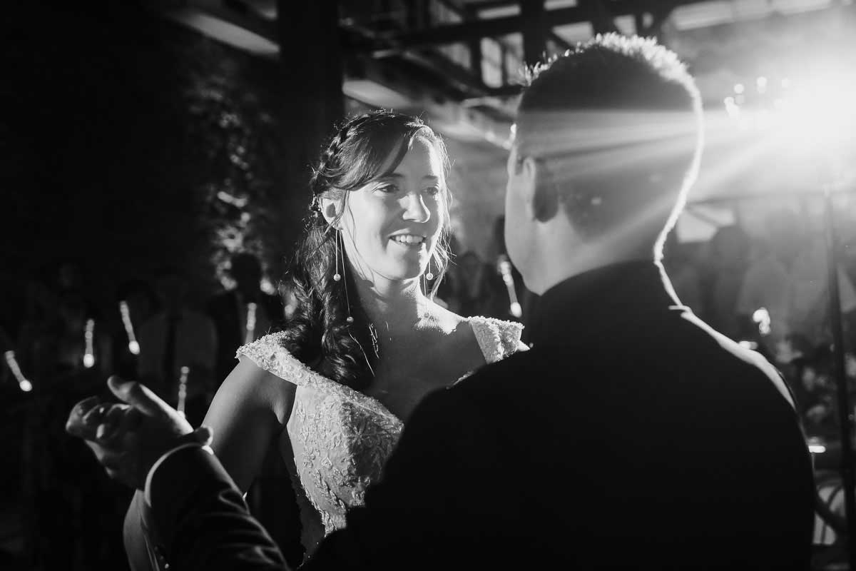 Hochzeitstanz bei einer Hochzeit im Schloss Michelfeld in Angelbachtal