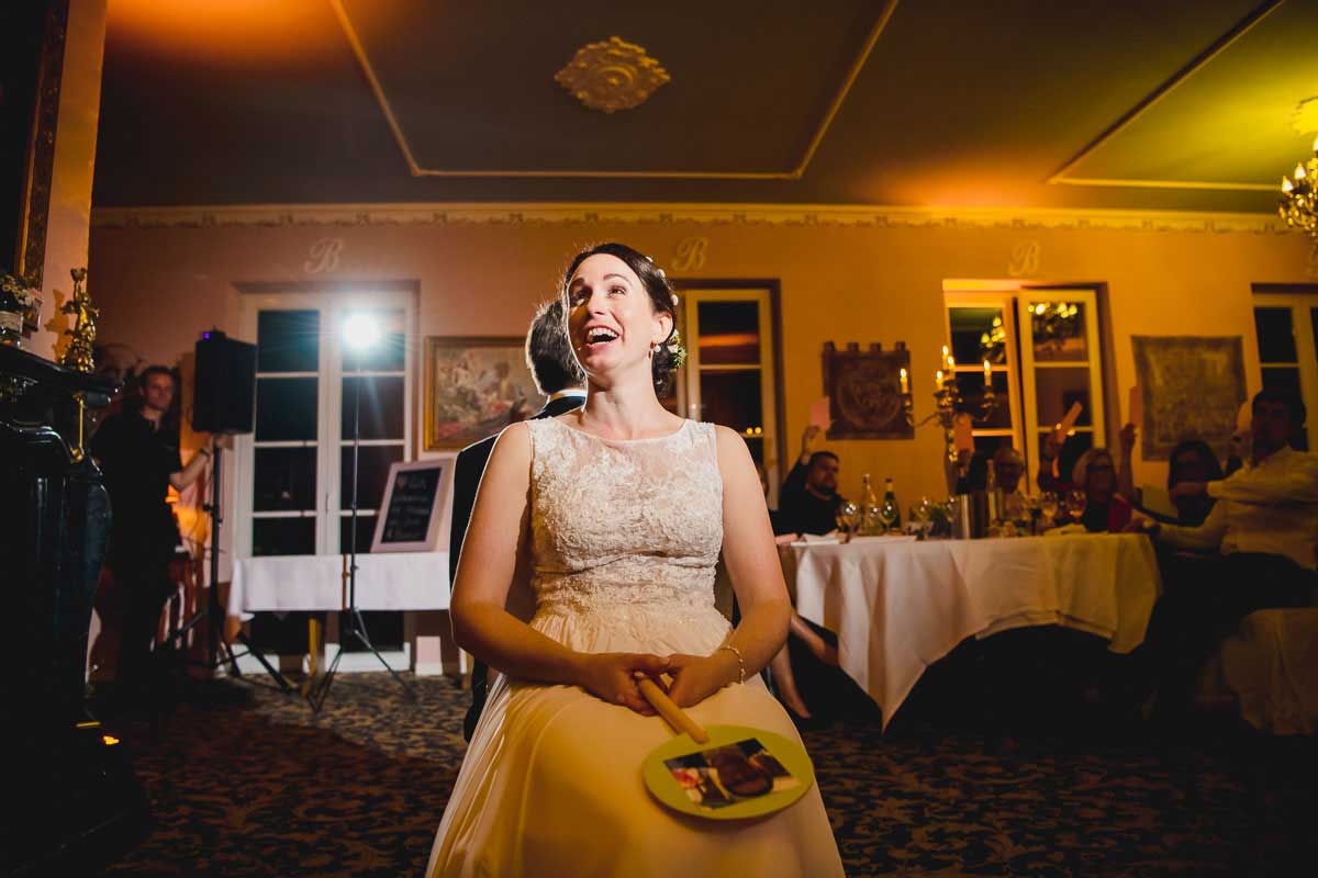 Schuhspiel bei einer Hochzeit im Landgut Buschmühle