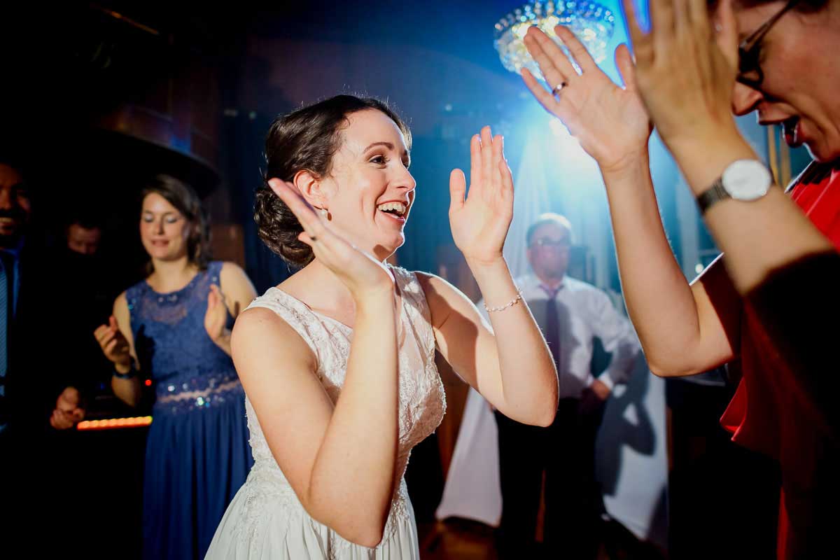 Hochzeitsparty bei einer Hochzeit im Landgut Buschmühle