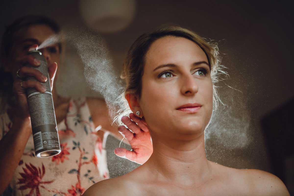 Styling der Braut für eine Hochzeit im Schloss Heidelberg