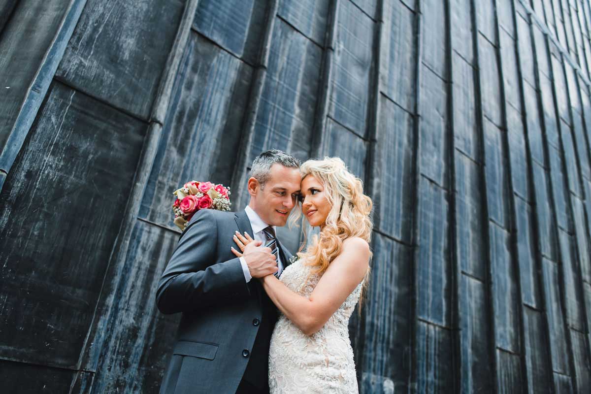 Hochzeitsfotografie in Wiesbaden bei einer standesamtlichen Trauung